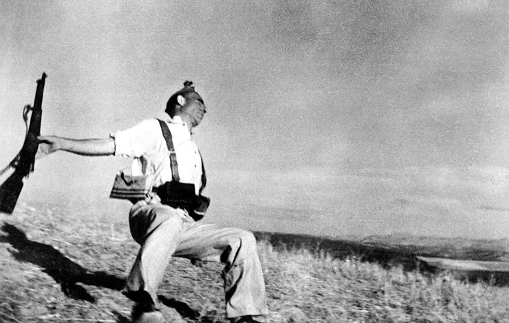 Robert Capa's 'The Fallen Soldier,' from Anne Makepeace's 'Robert Capa: In Love and War,' an American Masters production. Photo: Robert Capa/@Comell Capa, courtesy of Thirteen/WNET/ American Masters