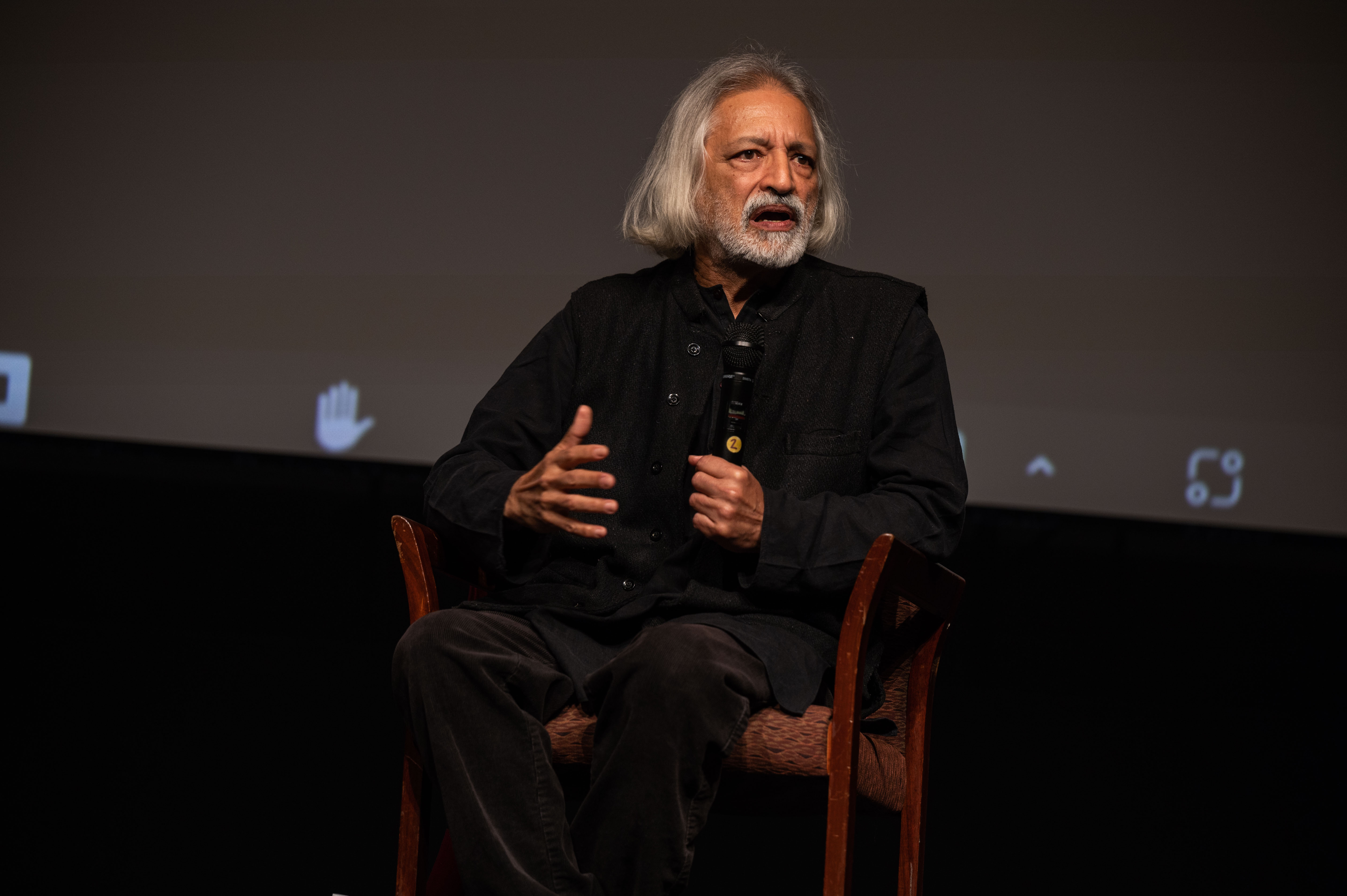 Anand Patwardhan speaking at Getting Real 2022