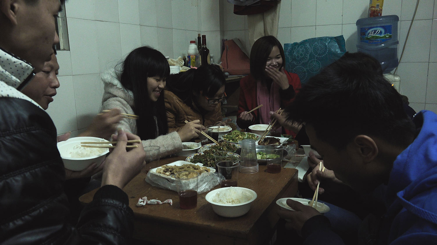 From We the Workers, a film by Wen Hai; produced by Zeng Jinyan. Courtesy of Icarus Films