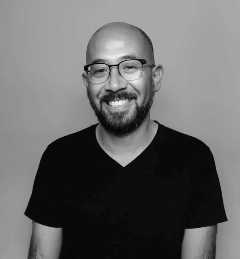 Headshot of Rodrigo Reyes