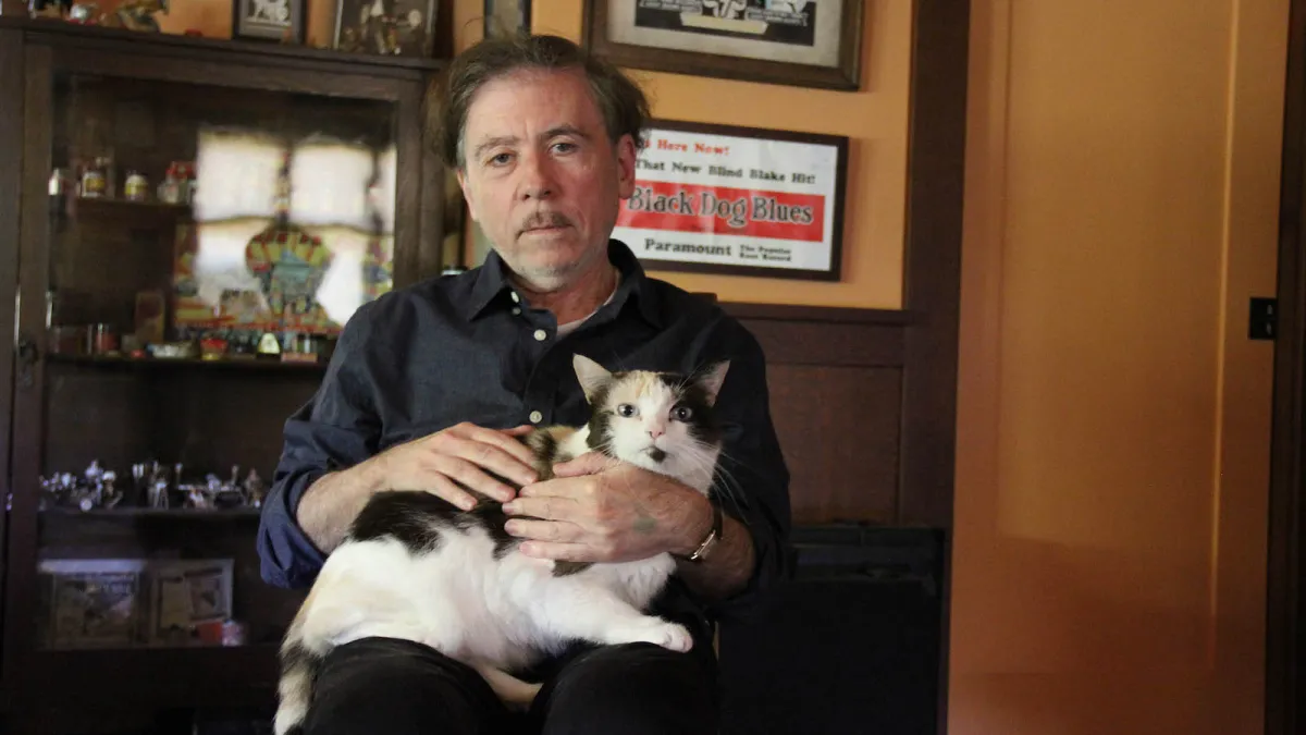 “The Truth Behind the Artifice”: ‘Crumb’ Filmmaker Terry Zwigoff Looks Back on Learning to be a Director on the Fly