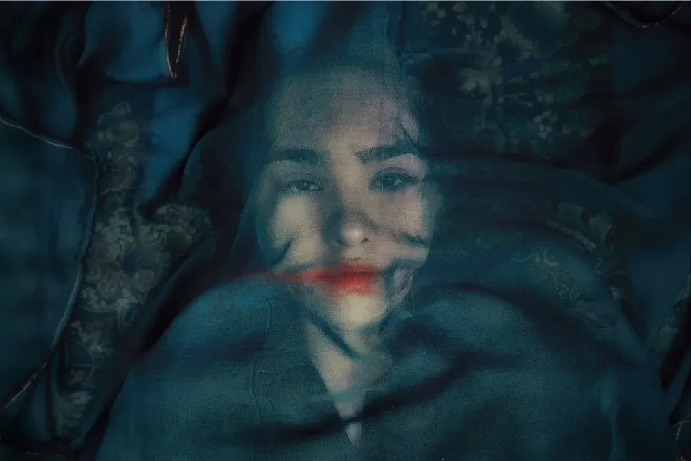 A-Fox-Under-a-Pink-Moon film still